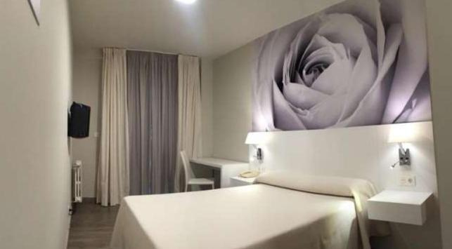 Hotel Santome 2*