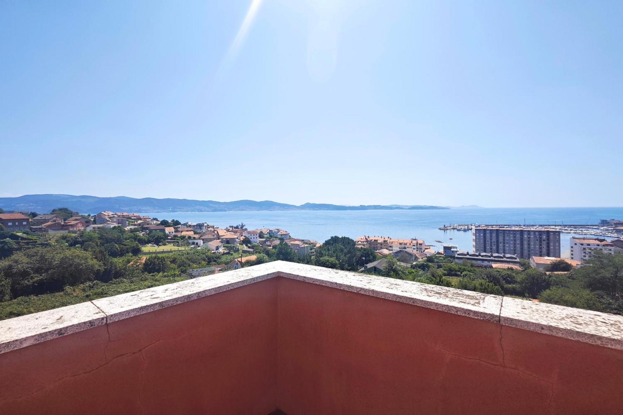 Desconectaengalicia Atico Miraflores 2 Con Piscina En Sanxenxo