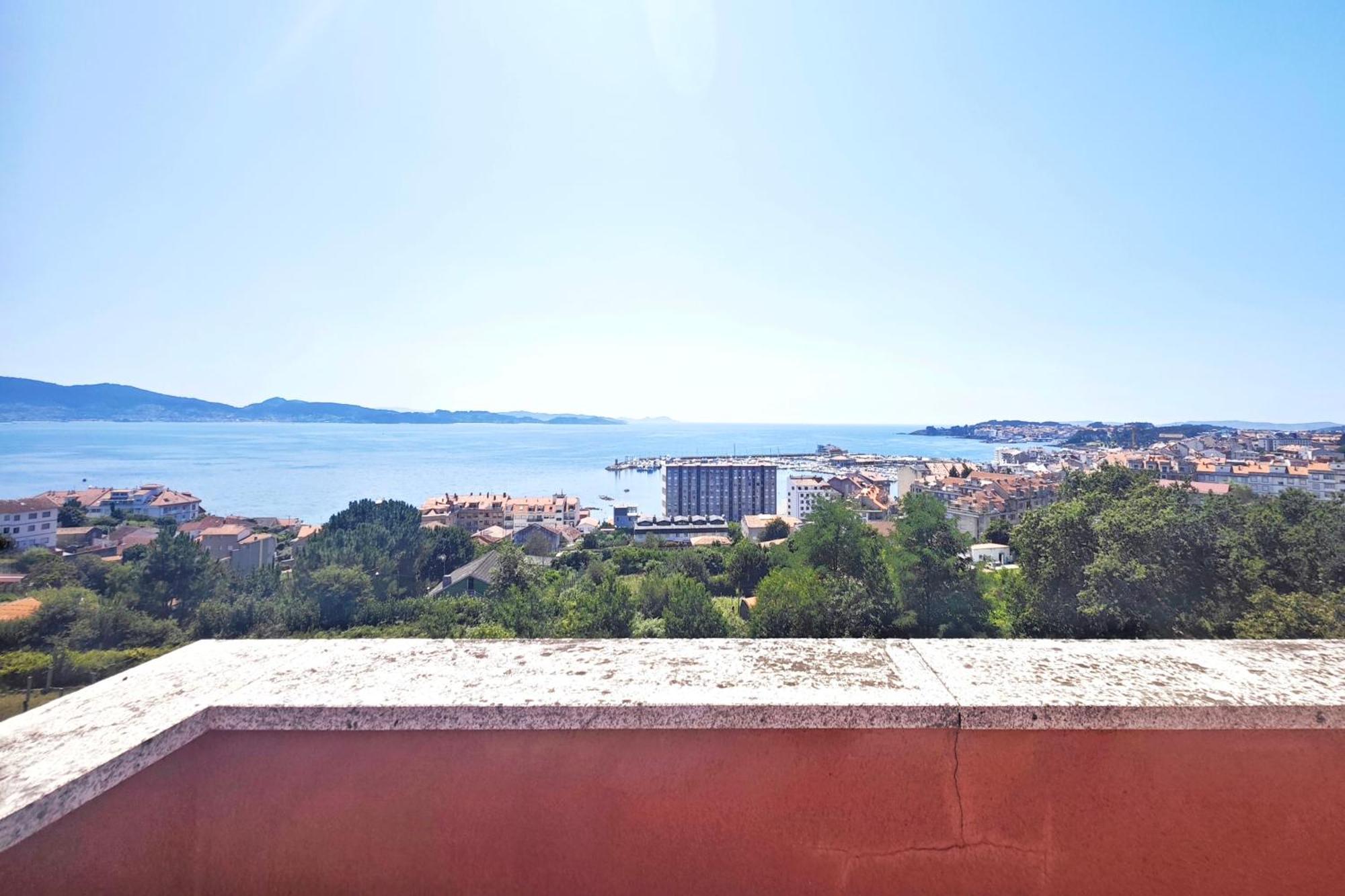 Desconectaengalicia Atico Miraflores 2 Con Piscina En Apartamento
