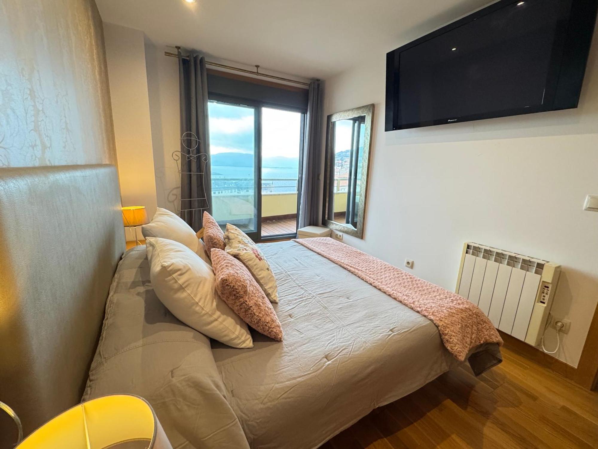 Sanxenxo, 1 Hab Con Vistas Al Mar, Piscina, Garaje Y A 150 Mts De La Playa Silgar Sanxenxo