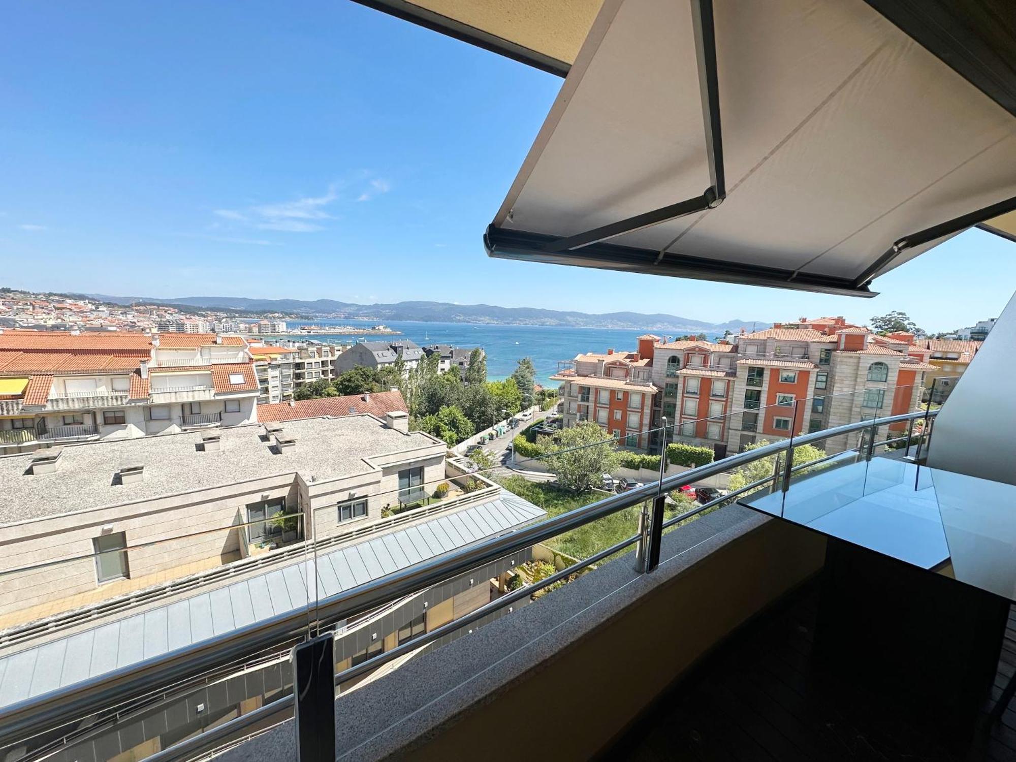 Sanxenxo, 1 Hab Con Vistas Al Mar, Piscina, Garaje Y A 150 Mts De La Playa Silgar Apartamento