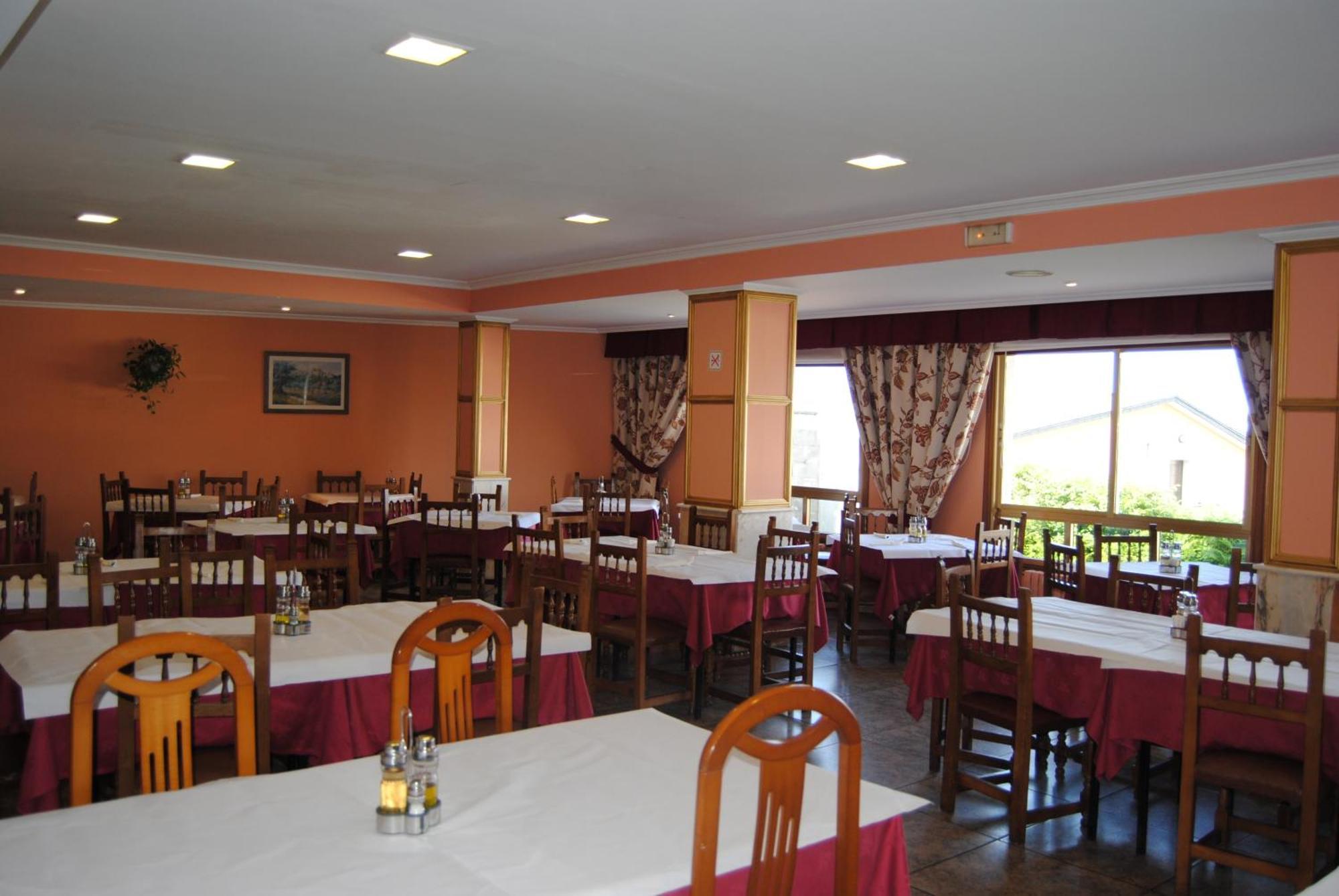 Riveiro Hotel