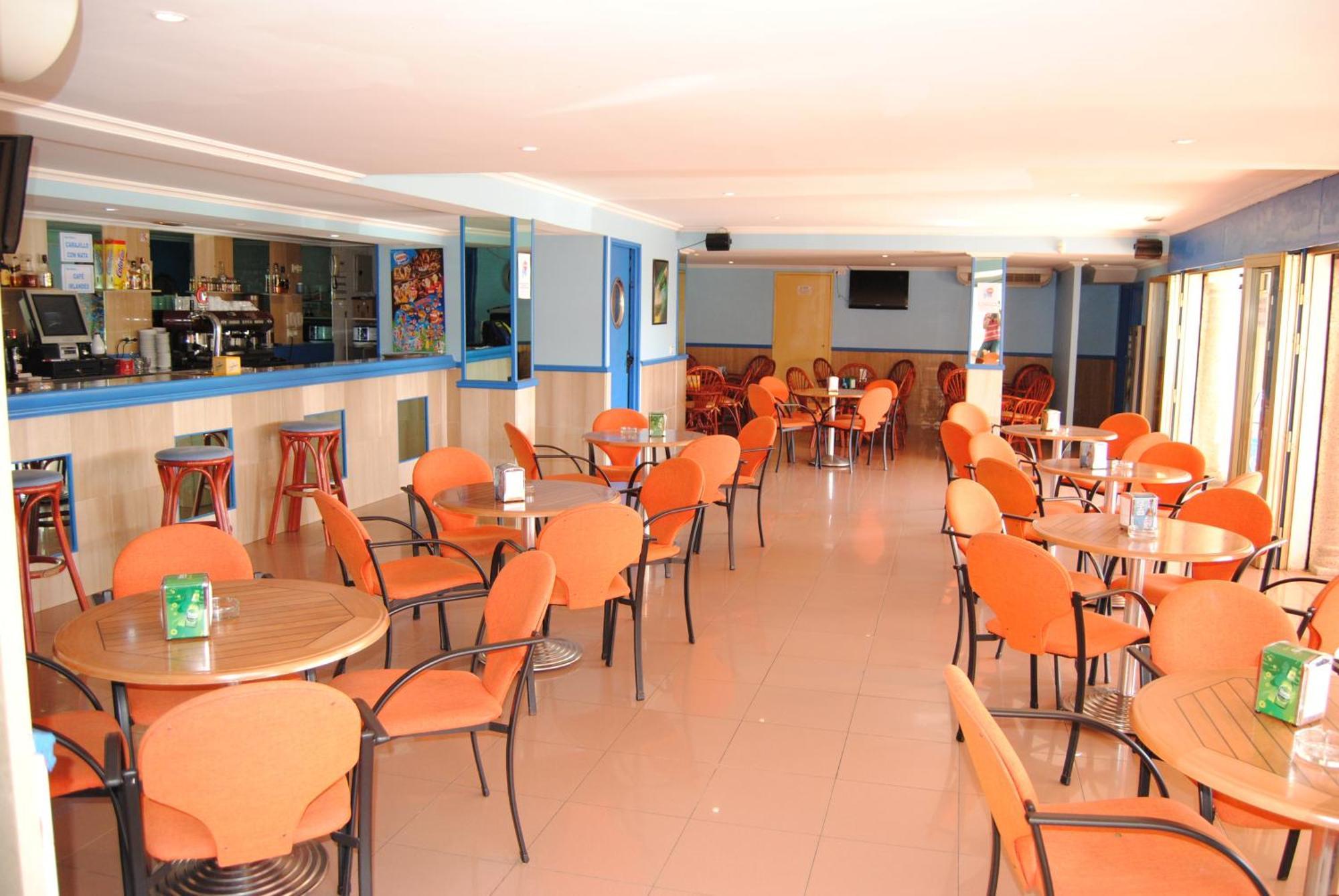 Riveiro Hotel 2*