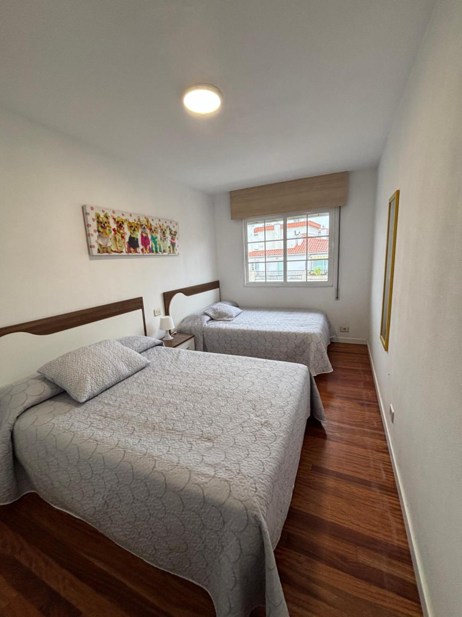 Enjoy Sanxenxo,200m Playa, Balcon Vistas Cies, Piscina & Terraza Azotea,2 Plazas Garaje, 2 Banos, Muy Luminoso, Muy Tranquilo,muy Equipado, Centrico Sanxenxo