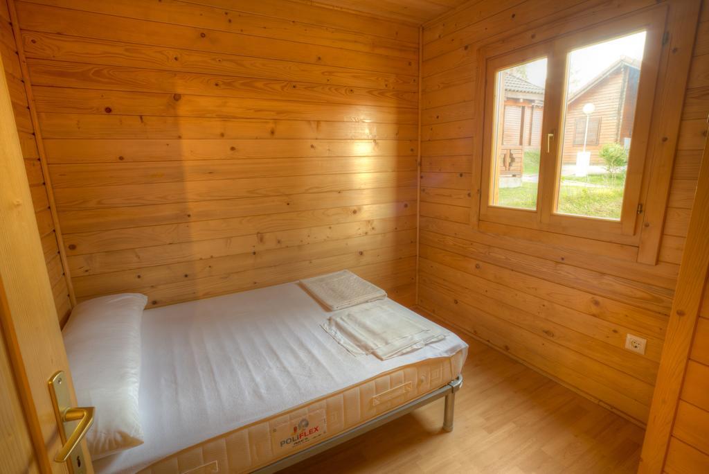 Camping Cachadelos Camping