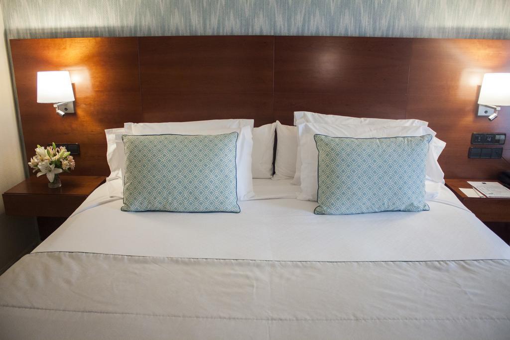 Carlos I Silgar Hotel 4*