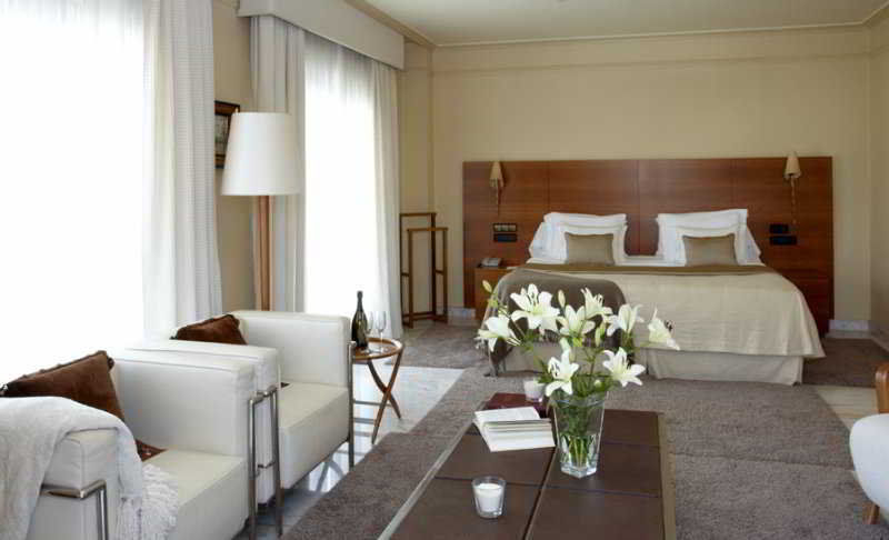 Carlos I Silgar Hotel