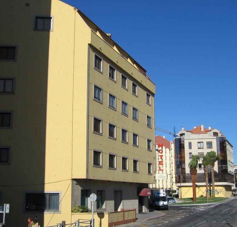 El Puente Hotel