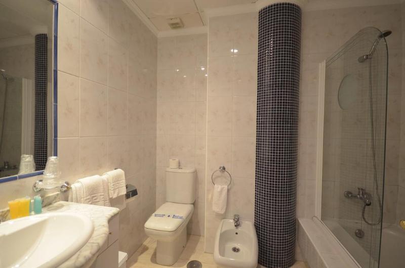 Hotel Mar Azul 2*