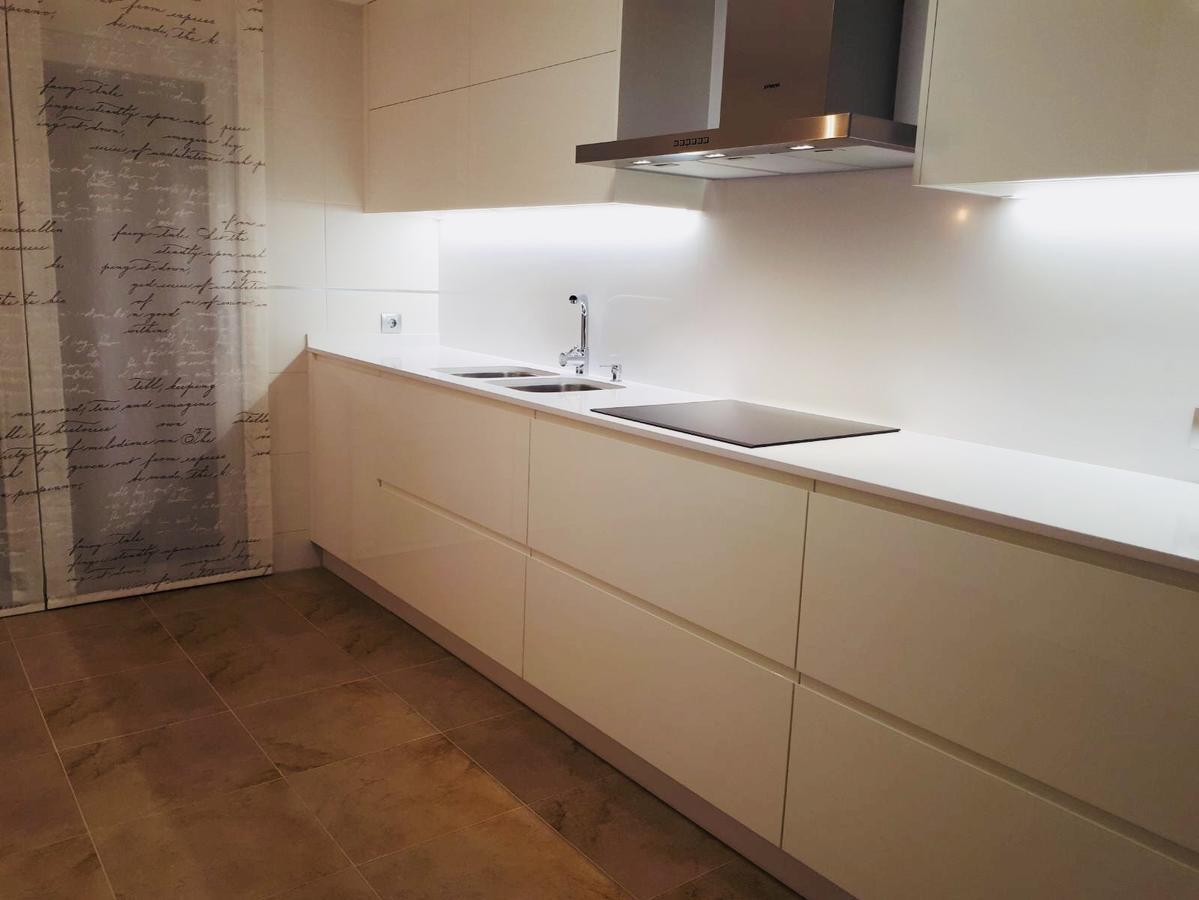 Apartamento Con Vistas Muy Bien Ubicado *