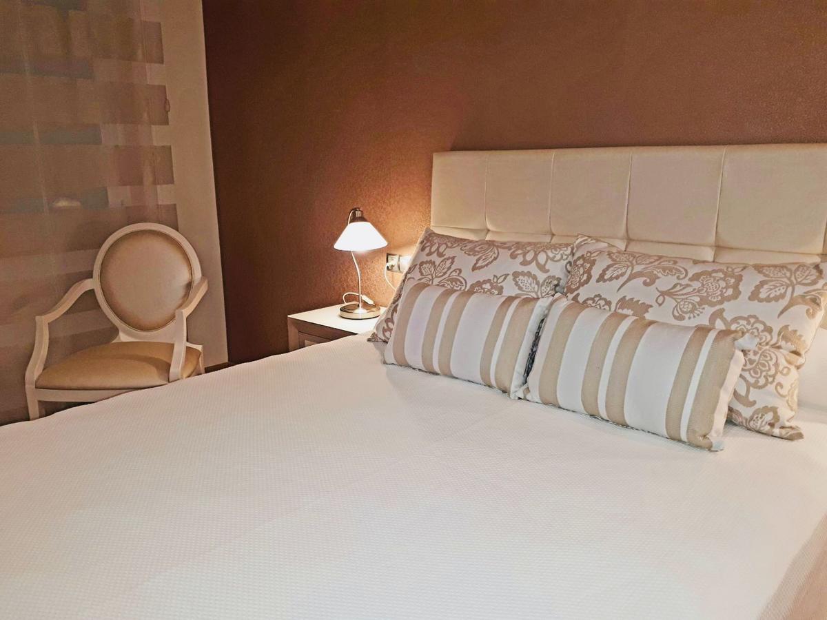 Apartamento Con Vistas Muy Bien Ubicado