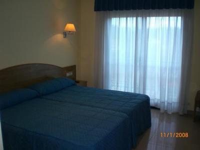 Hotel Areas Playa 2*