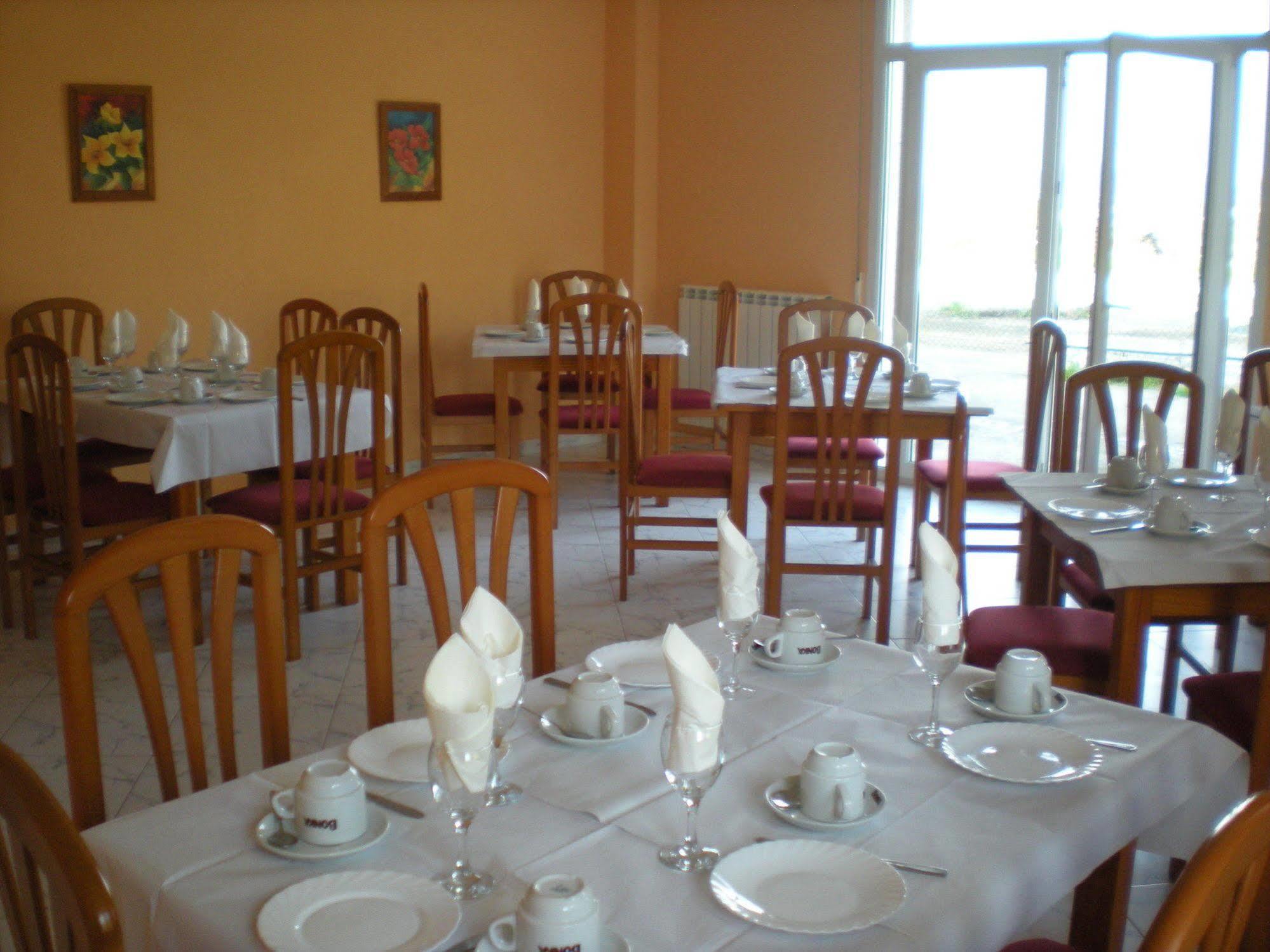 Hotel Chamuiñas 2*