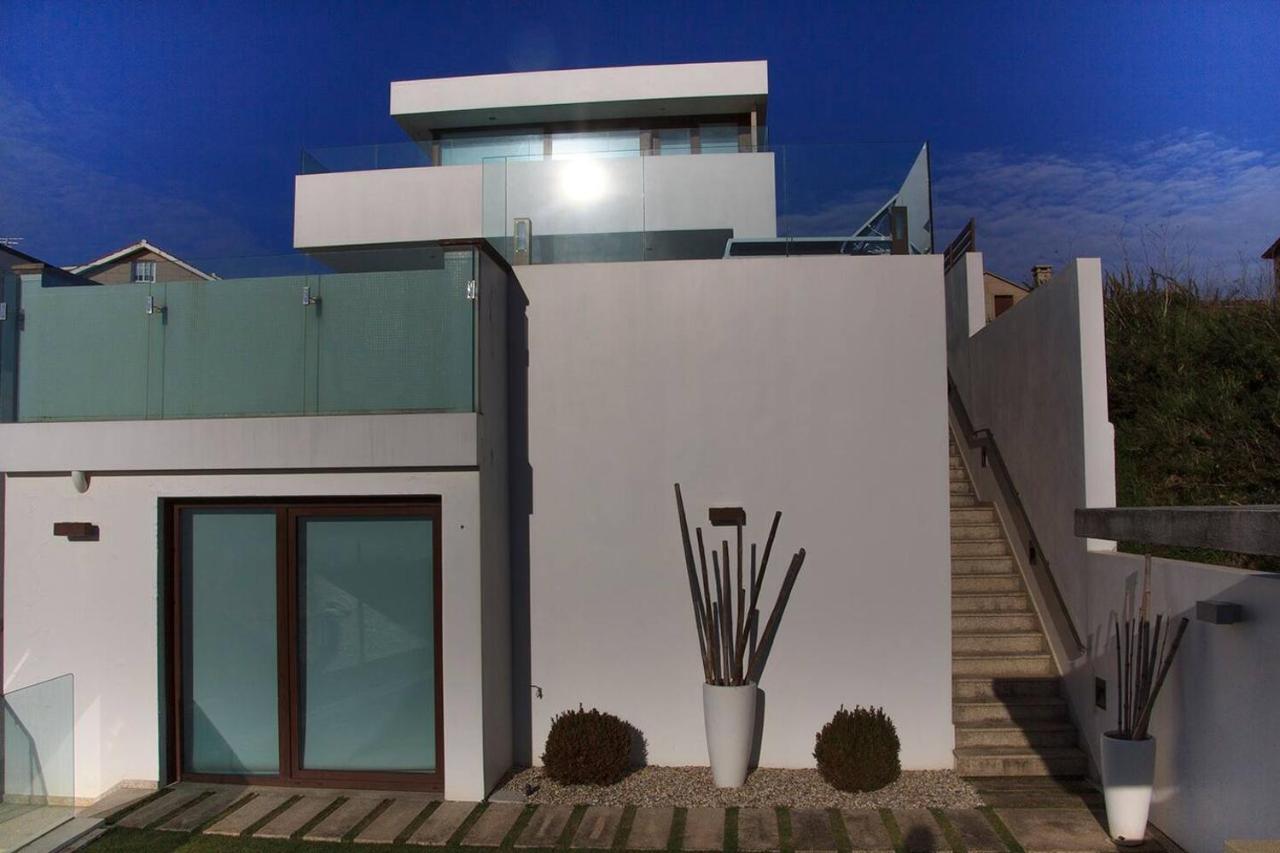 Villa De Diseno Con Impresionantes Vistas Al Mar Villa *
